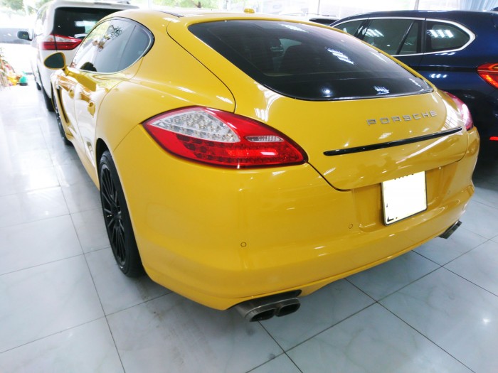 Porsche Panamera sản xuất 2010 đăng kí 2011