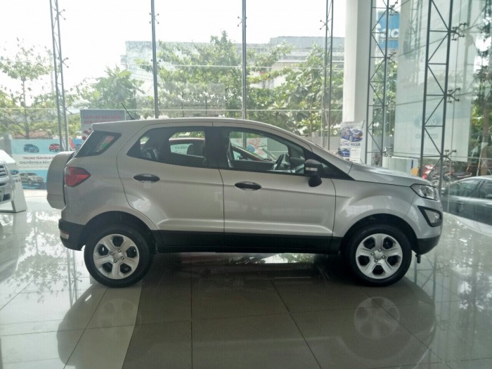 Tân Bình_ Ford Ecosport Màu Bạc _xe giao ngay, chỉ cầu 160tr có ngay