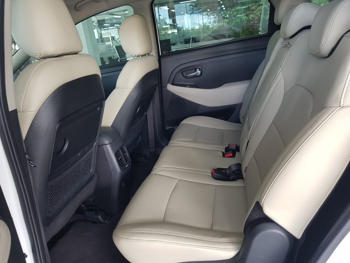 Kia Rondo 2019, Sẵn Xe Giao Ngay, Kèm Nhiều Quà Tặng Có Giá Trị