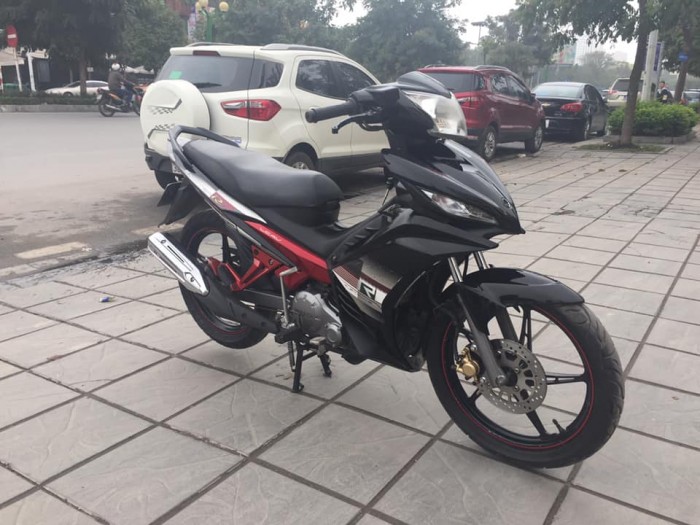 Exciter 135cc côn tự động màu đỏ đen biển HN 5 số