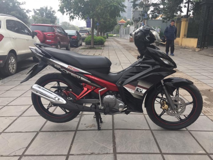 Exciter 135cc côn tự động màu đỏ đen biển HN 5 số