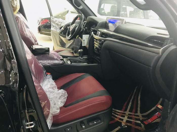 Bán lexus Lx570 super Sport 2019,màu đen,nội thất 2 màu,nhập nguyên chiếc,full option,xe giao ngay.