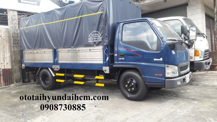 Xe tải iz49 - 2.5t - thùng mui bạt