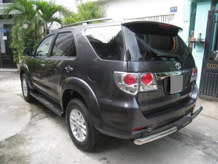 Bán Toyota Fortuner mt 2014 máy dầu xám chì cực kỳ đẹp