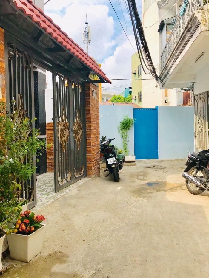 Ngôi nhà trong mơ đường Nguyễn Thượng Hiền, 35m2,5 tầng