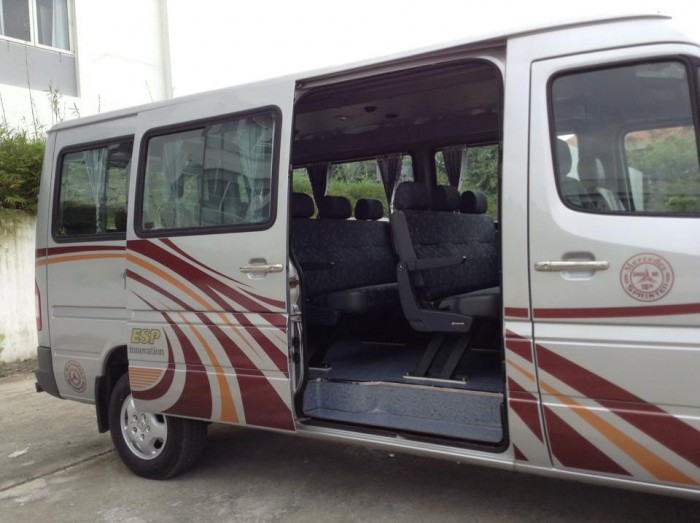 Bán Mercedes Sprinter 2012 máy dầu số sàn xe đi kỹ, đẹp