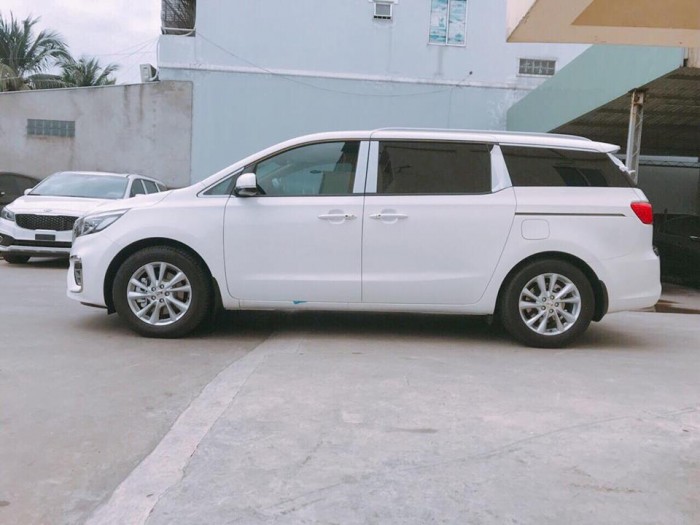 KIA Sedona D Platitum 2019 - Ưu đãi cực khủng - Giao xe ngay!!