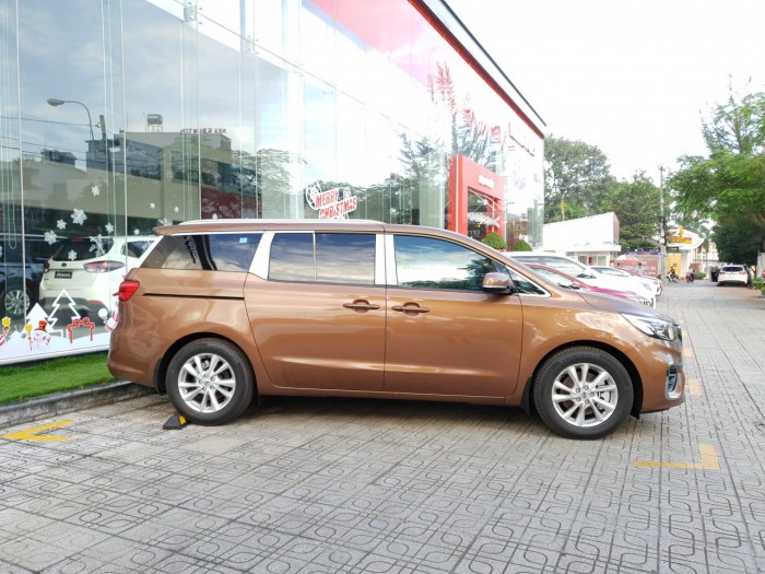 KIA Sedona 2019 - Đủ màu - Giao xe Ngay!