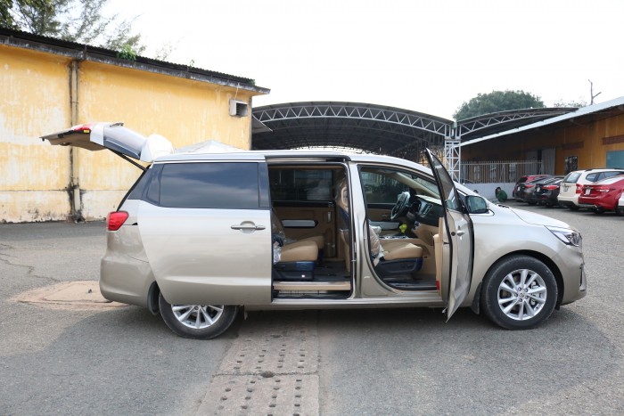 KIA Sedona 2019 - Giá ưu đãi - Nhận xe ngay!!