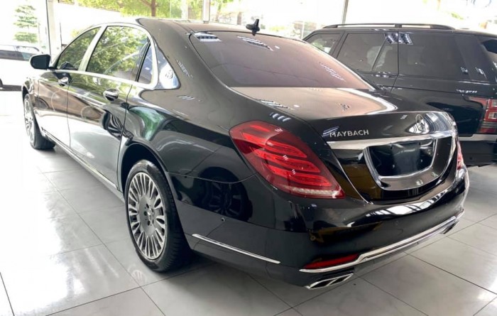 Maybach S600 2016 màu đen nội thất kem