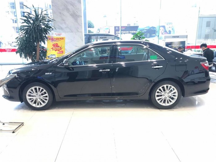 Toyota Camry 2019 Mới, Đủ Màu, giao xe ngay, hỗ trợ trả góp ngân hàng.