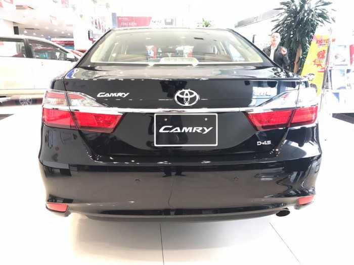 Toyota Camry 2019 Mới, Đủ Màu, giao xe ngay, hỗ trợ trả góp ngân hàng.