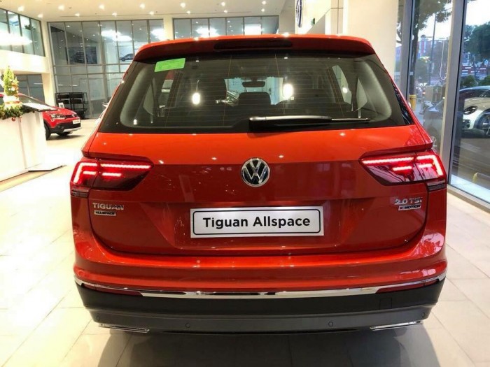 Bán Xe Volkswagen Tiguan Allspace 7 chỗ, xe Đức nhập khẩu chính hãng mới 100%.