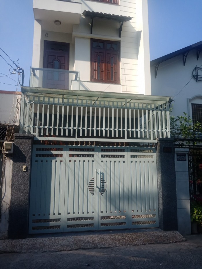 Bán nhà Phan Văn Trị, 8x12, nở hậu 8.2m