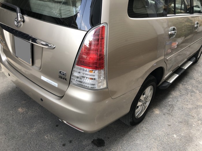 Bán Innova GSR 2011 số sàn bảo cao cấp màu Vàng kim tuyệt.