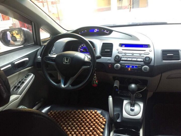 Cần bán xe Honda Civic 2.0AT 2008 màu xám bạc