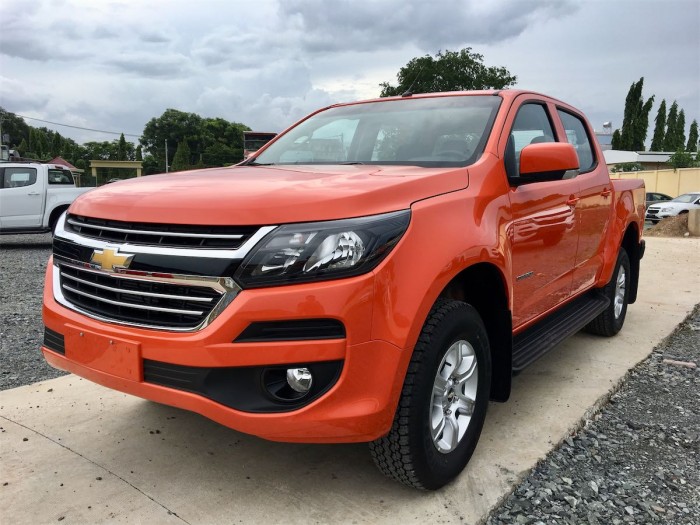 Chevrolet Colorado 1 cầu số sàn xe có sẵn giao ngay