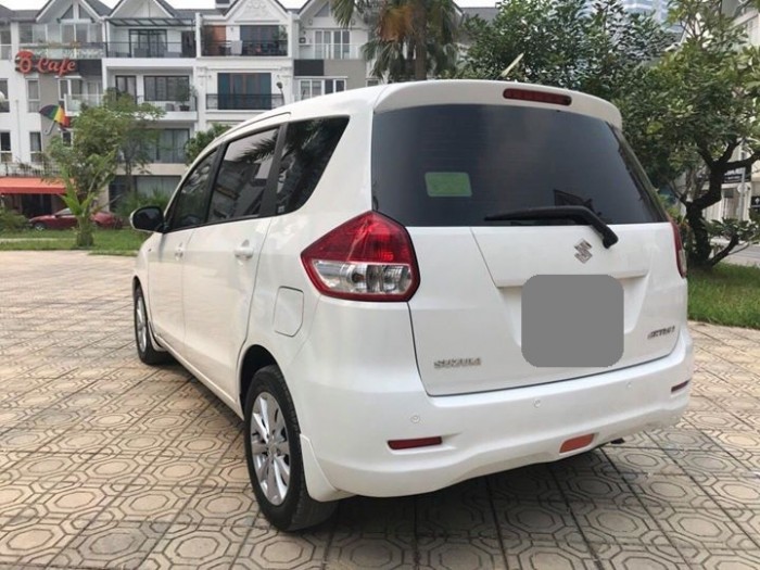 Bán Suzuki Ertiga 2017 tự động nhập Khẩu màu Trắng tuyệt mới