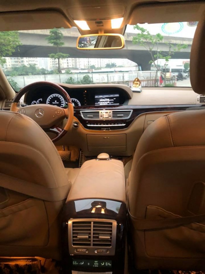 Cần tiền bán gấp S400, sx 2010 hybrid, nhập Đức, tự động, máy xăng, màu trắng ngọc trinh