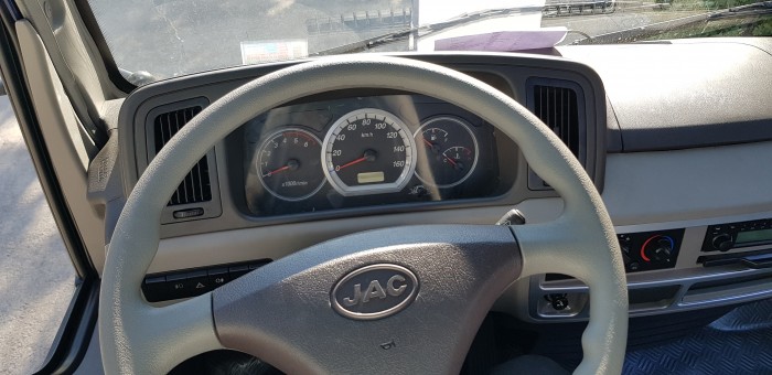 Xe tải 2.4 Tấn Máy ISUZU NHẬT BẢN 2019