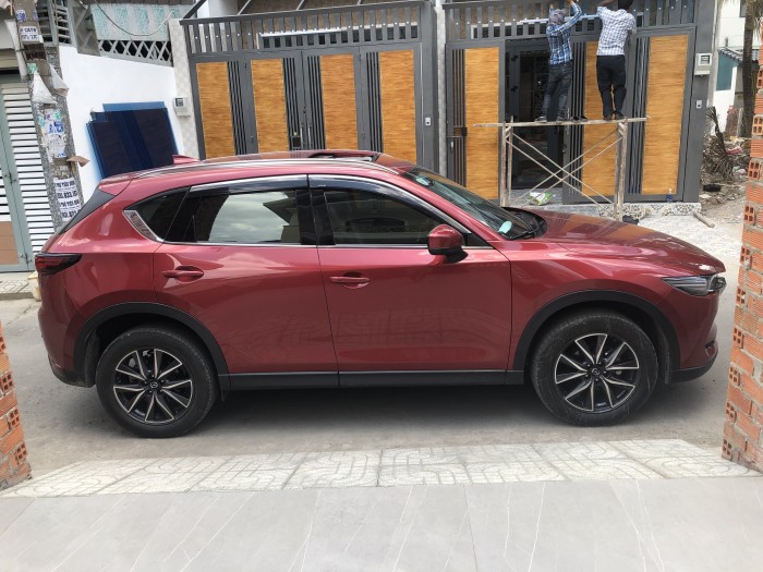 Bán Mazda Cx5  màu đỏ 2019 tự động mới mua chính hãng