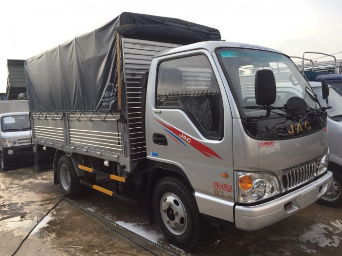 Bán xe JAC tải 2.4 tấn máy ISUZU Nhật Bản 2018