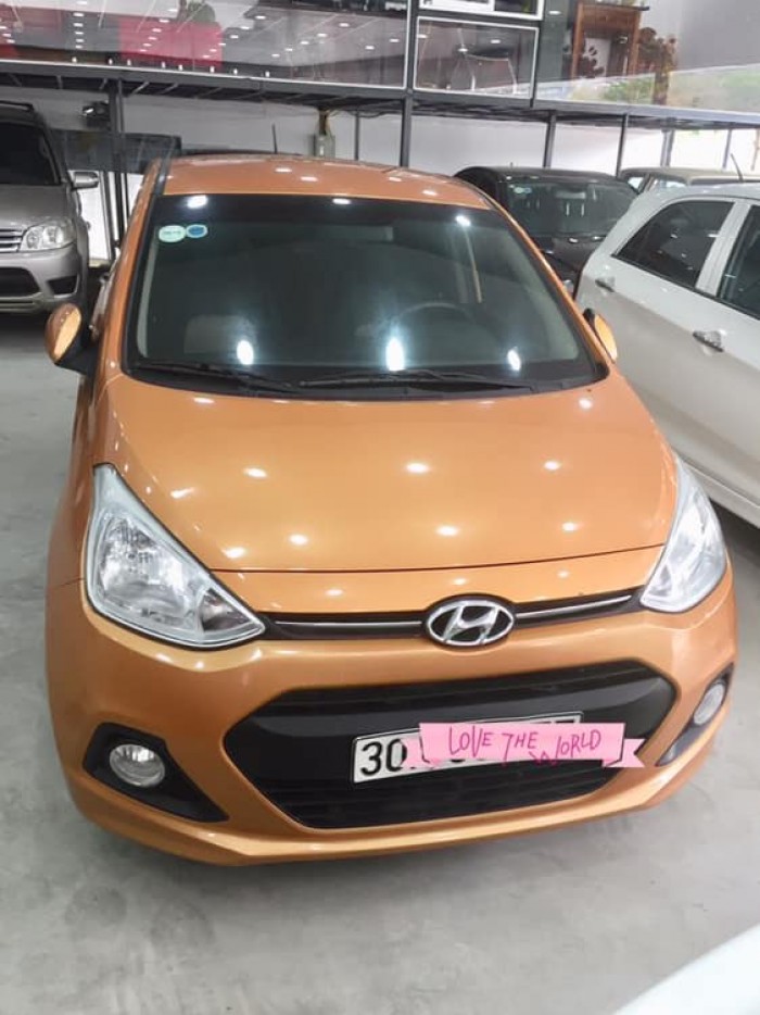 HyunDai i10 nhập khẩu sx 2015 số tự động, tư nhân chính chủ xe đẹp.