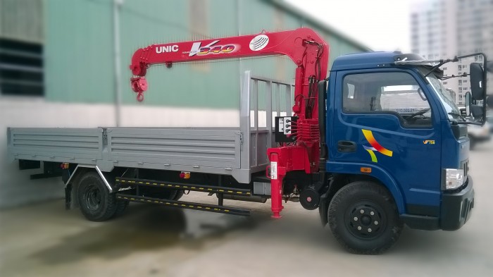 Xe tải cẩu Veam VT750 gắn cẩu Unic 3T hoặc tùy ý khách hàng