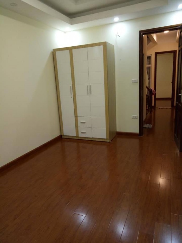 Tuyệt phẩm phố Khương Trung, 40m2,4 tầng, ô tô đồ gần