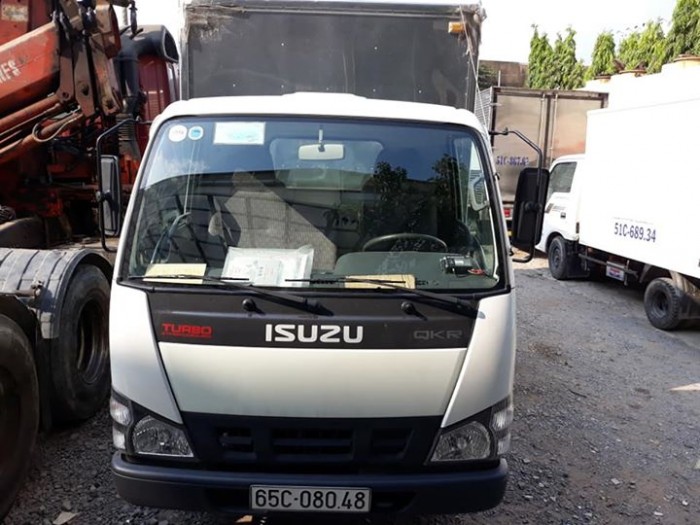 Cần bán xe tải isuzu QKR kín tải 2tấn15