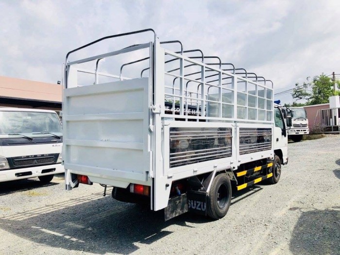 ISUZU tải 1.9 tấn thùng mui bạt dài 4.3m có bửng bâng