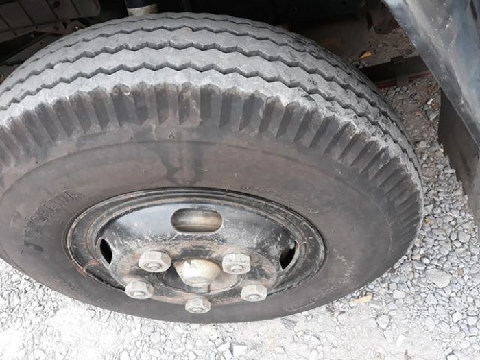 Cần bán xe tai Isuzu QKR mui bạt