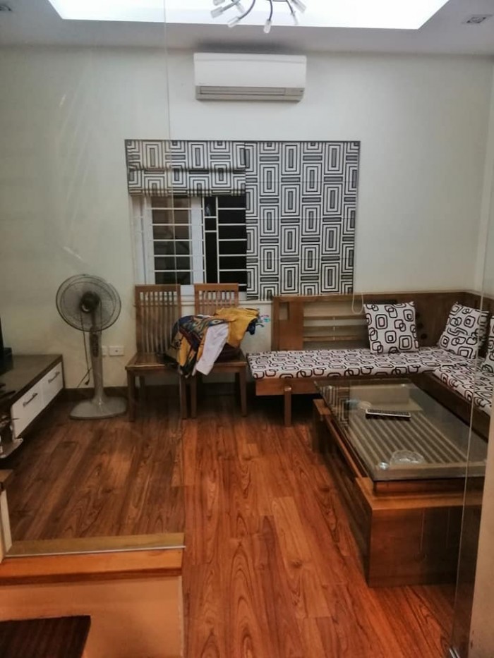 Bán nhà đẹp mới ô tô vào nhà trung tâm phố Hoàng Văn Thái
