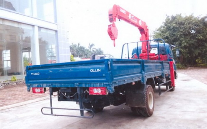 Xe tải 7 tấn Thaco OLLIN 700B gắn cẩu 5 tấn UNIC model URV553 ( 5 tấn 3 đốt ) giá khuyến mại khủng