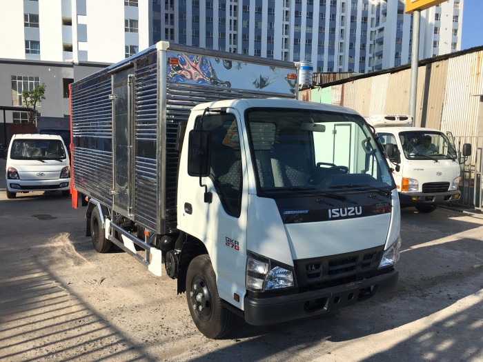 ISUZU thùng kín bửng nâng tải 1.9 tấn thùng dài 4.3 m - TRẢ GÓP