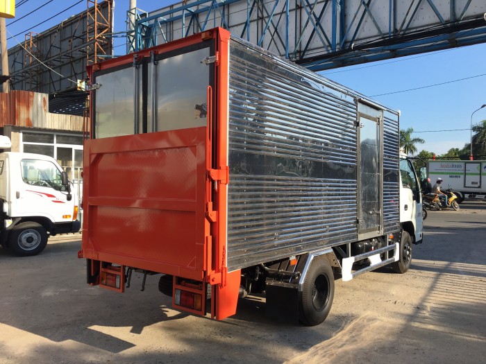 ISUZU thùng kín bửng nâng tải 1.9 tấn thùng dài 4.3 m - TRẢ GÓP