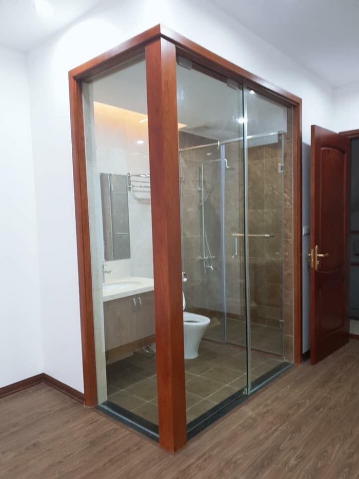 Bán nhà mới phân lô vip Hoàng Cầu thang máy,gara ô tô,  45m2 x 7 tầng, giá 9,2 tỷ