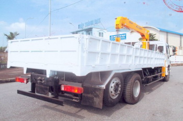 Thaco Auman gắn cẩu 5 tấn SOOSAN model SCS524 | Xe có sẵn giao ngay, hỗ trợ vay trả góp