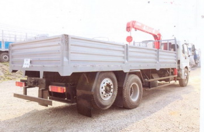 Xe tải 3 chân co Thaco Auman C1500/P230 gắn cẩu 3 tấn UNIC model URV344 | Xe có sẵn giao ngay