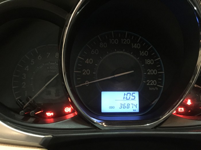 Bán Toyata Vios 1.5E sx 2017 màu trắng Tp