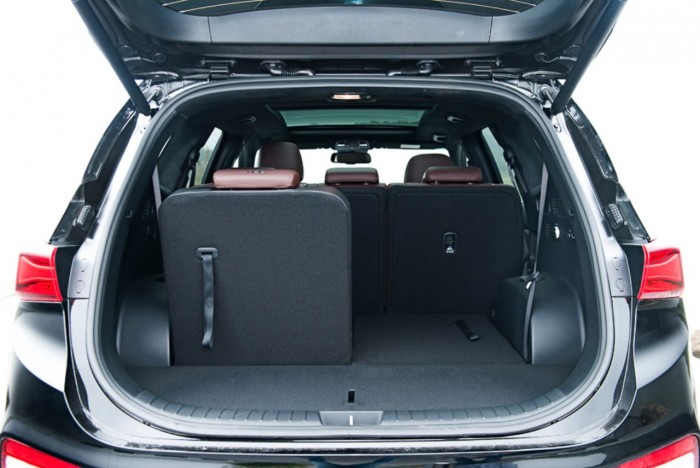 Santafe Premium 2019, Giao xe ngay trong tháng 4
