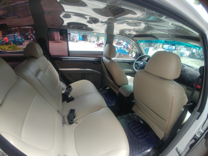 Cần bán Pajero, sx 2016, số sàn, máy dầu, màu trắng còn ben xà ben.