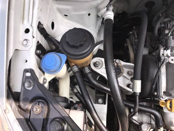 Cần bán Hyundai Getz 1.1MT đời 2010, màu bạc, nhập khẩu. Xe Đẹp
