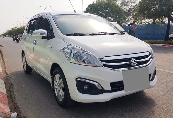 Bán Suzuki Ertiga 2016 tự động màu trắng xe đi 22 000 km