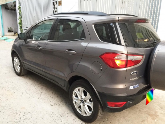 Cần tiền gấp bán Ford EcoSport 2015, số sàn, màu xám như mới