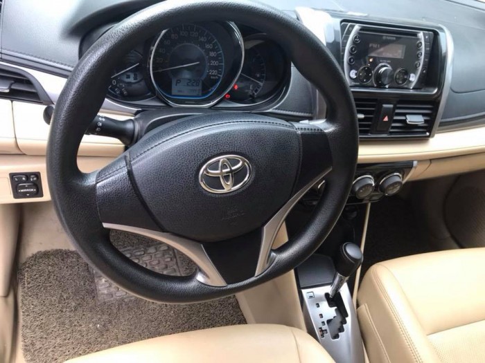 Bán Toyota Vios E 2017 Vàng cát zin cọp rất mới