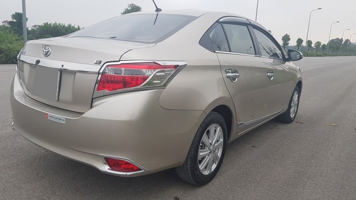 Bán Toyota Vios E 2017 Vàng cát zin cọp rất mới