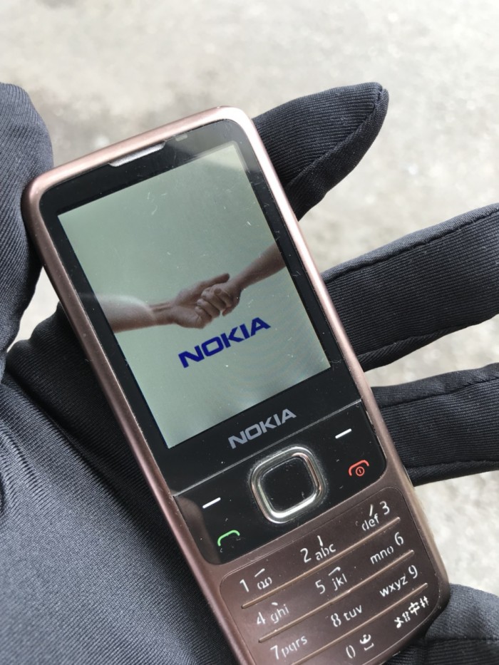 Điện Thoại Nokia 6700 nguyên zin giá rẻ3