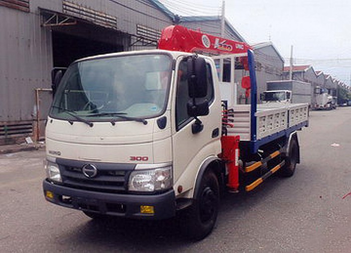 HINO WU352L gắn cẩu 2 tấn UNIC model URV223 | Khuyễn mãi Thuế trước bạn 2% | Hỗ trợ vay ngân hàng cao