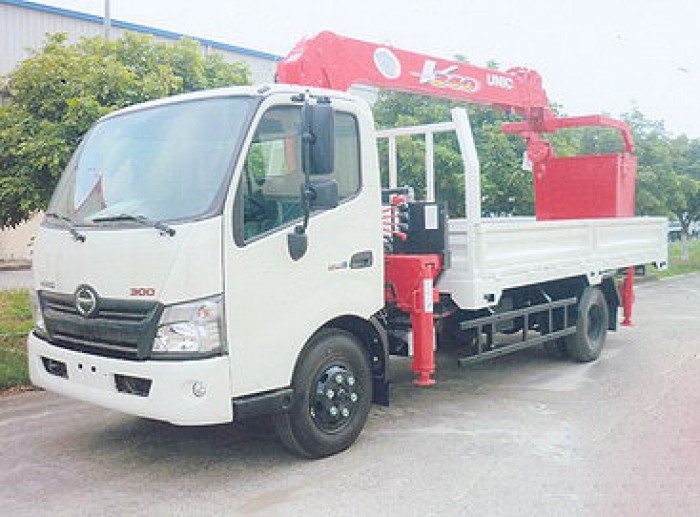 HINO XZU720L gắn cẩu 3 tấn UNIC model URV346 | Khuyến mãi thuế trước bạ 2% | Hỗ trợ mua xe trả góp ngân hàng